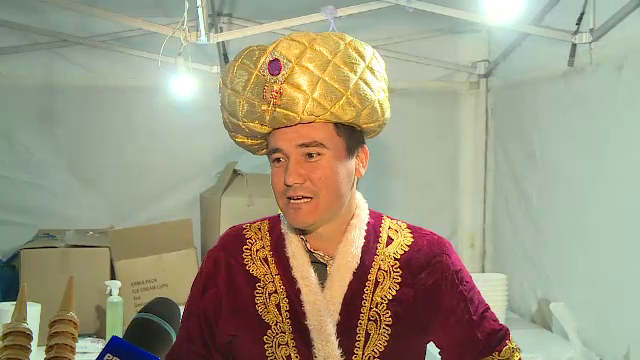 Baclava, plăcintă, înghețată și kebap. Festival de bunătățuri turcești în București