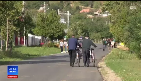 Visează să ajungă asistente medicale, dar ar putea renunța la școală din cauza unui ordin MEN