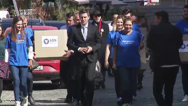 Cătălin Ivan și-a depus candidatura la prezidențiale. Cumpănașu și Pandele, ultimii la BEC