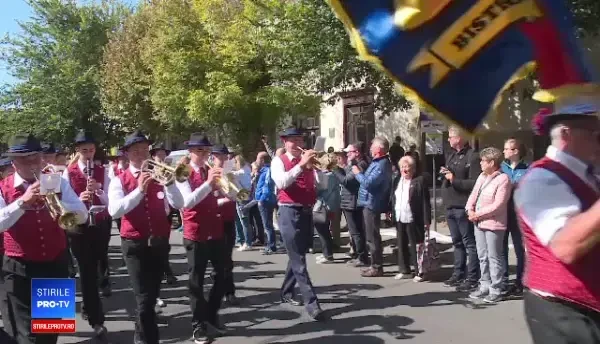 Saşii fugiţi din România s-au întors pentru câteva zile. "Am fost închişi, persecutaţi"