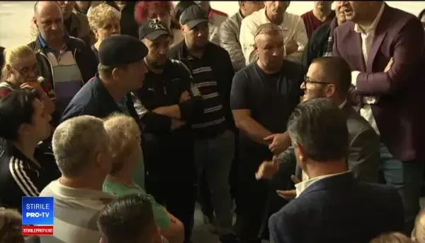 Vechea hală Obor din Capitală, închisă pentru o jumătate de an. Problemele descoperite