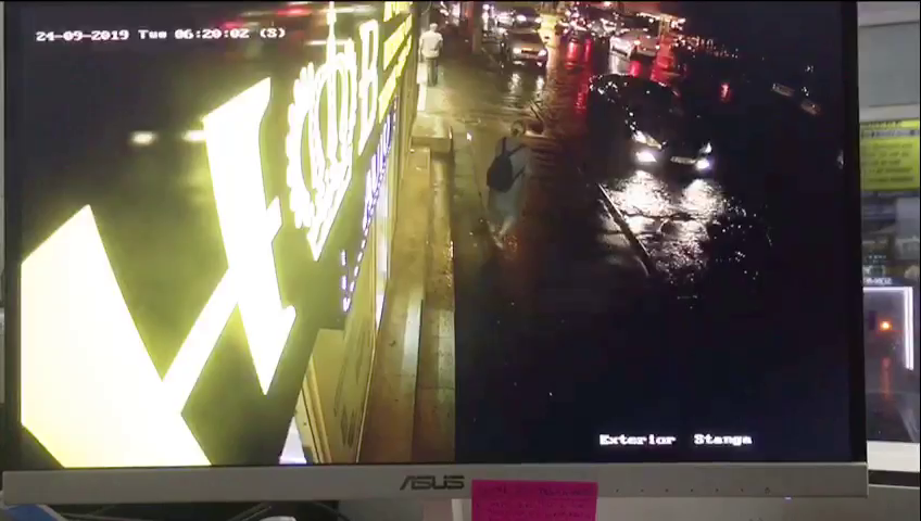 Șofer cu permisul suspendat, filmat când fuge după ce lovește un bătrân pe trecerea de pietoni