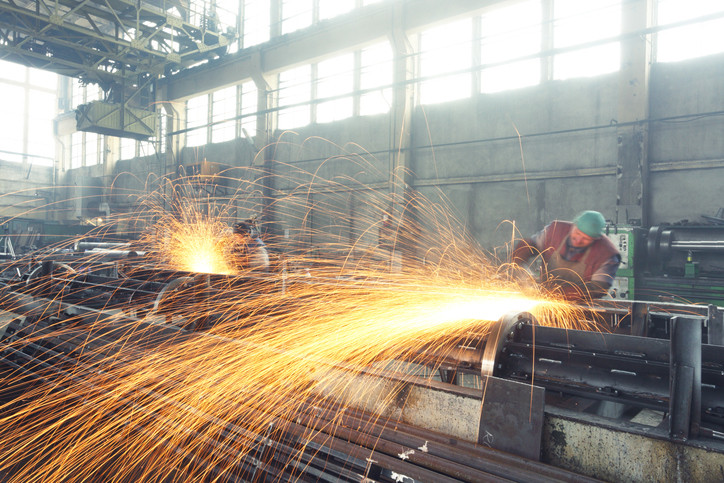 Ce se întâmplă cu legea prin care se introducea săptămâna de lucru de 6 zile