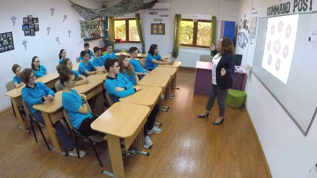 FEMEIA CA O PRADĂ. Singura școală din Capitală unde se vorbește despre violența domestică