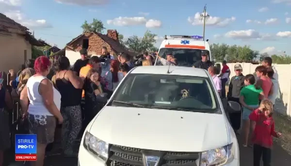 Incidente la casa Luizei Melencu: Jandarmii au venit să o ducă la DIICOT pe mama fetei