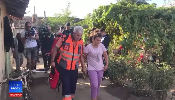 Mama Luizei Melencu a chemat ambulanța