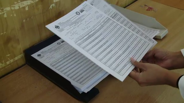 Pe la câte ghișee trebuie să treci ca să radiezi mașina: ”Nebuneală ca în România”