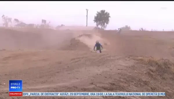 Cursuri de motocross pentru copii. „Prima experienţă a fost şi prima căzătură”
