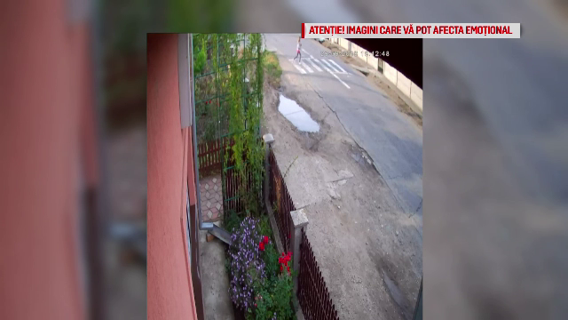 Fetiţa de 10 ani spulberată de o maşină pe o trecere de pietoni! Cine era şoferul