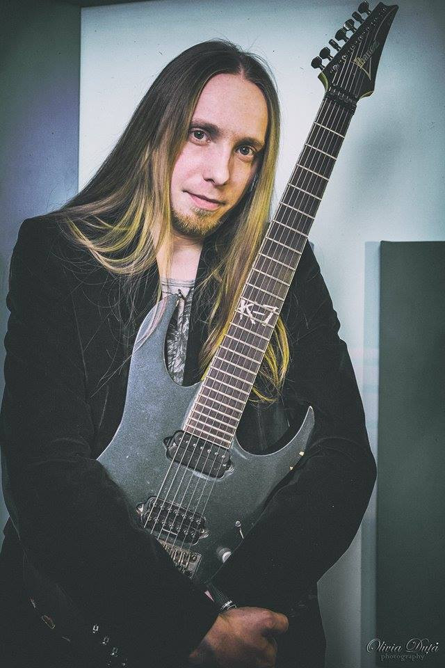 Trupa românească de metal Contraband X a lansat albumul ”False healer”. Interviu cu Petre și Octav