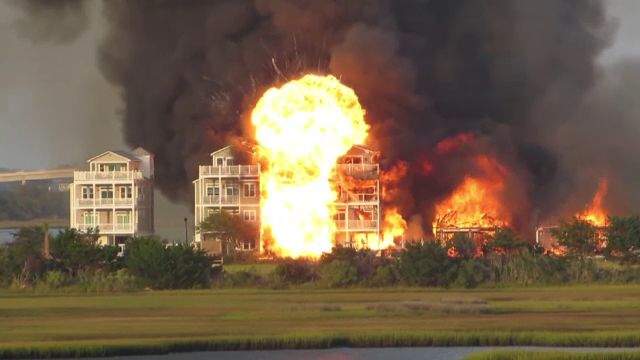 Incendiu devastator într-o stațiune din SUA. 7 blocuri au fost complet distruse