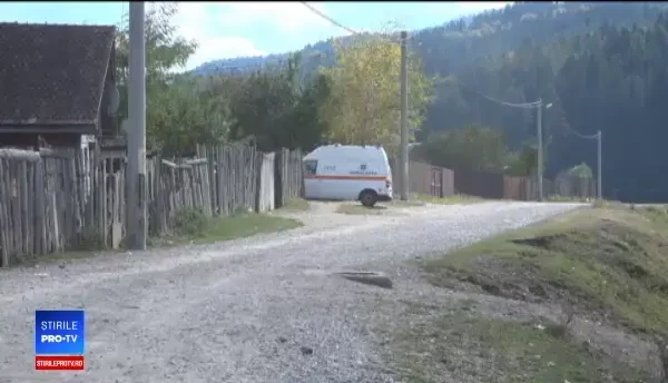 Tânără bătură ore în șir, în fața celor 3 copii. ”A dat muzica la maxim și a stins lumina”