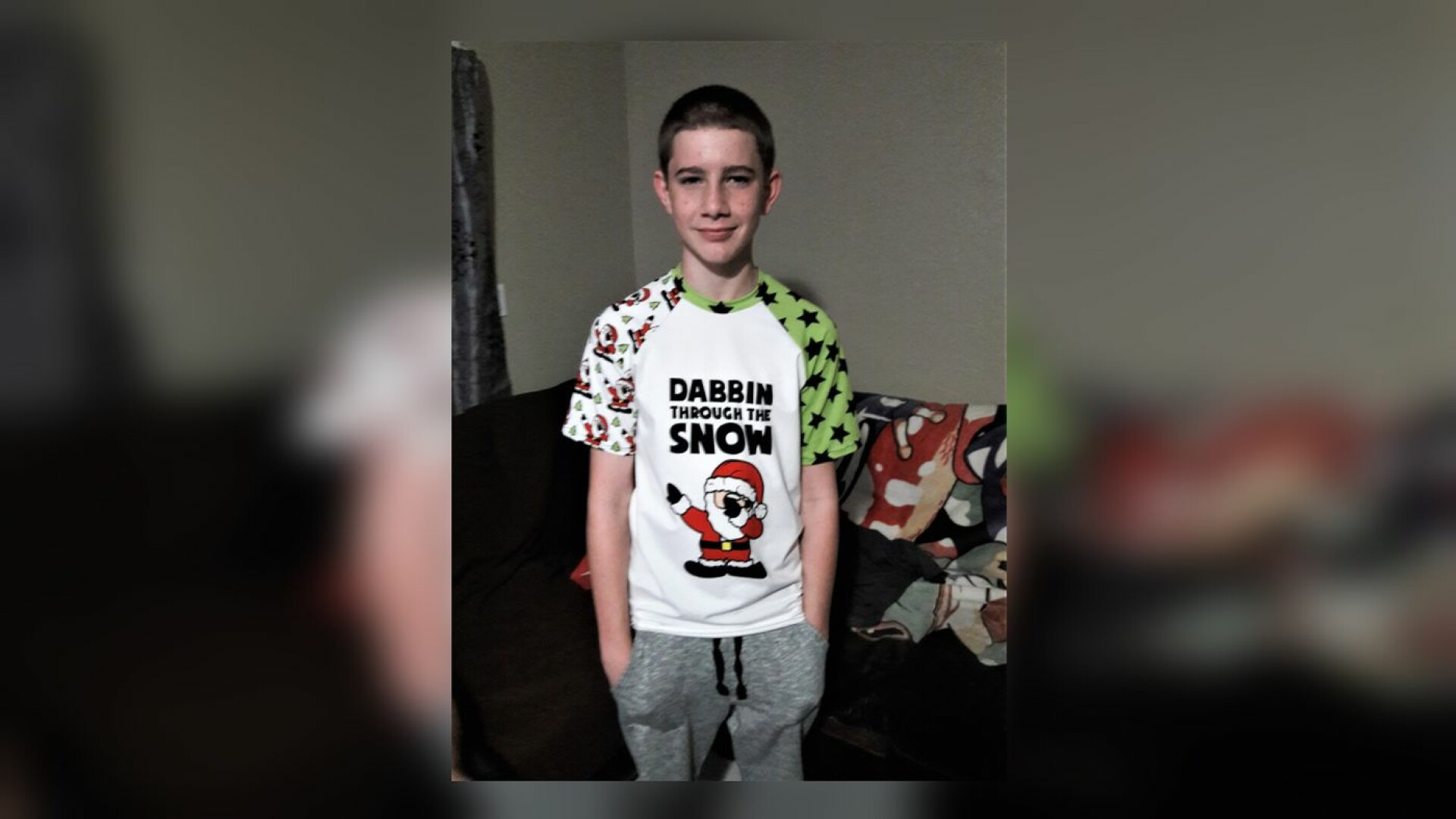 Un băiat de 15 ani a murit după ce s-a luptat cu un hoț care i-a intrat în casă