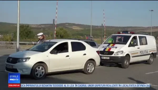 Copil de 10 ani lovit de o mașină scăpată de sub control. Băiatul se afla pe trotuar