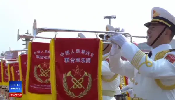 Parada militară impresionantă la Beijing