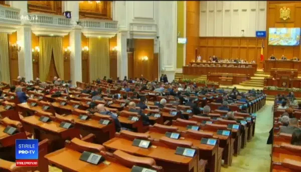 Moţiunea de cenzură, depusă dar necitită. Planul prin care PSD vrea să salveze Guvernul