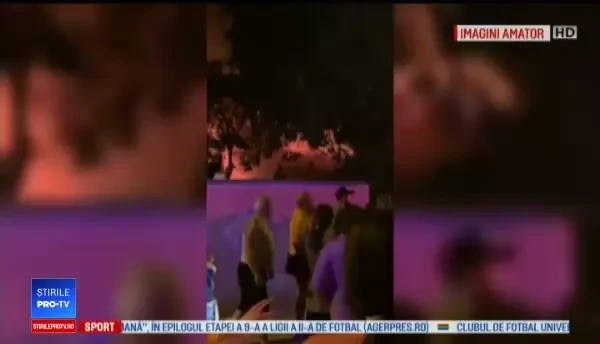 Incendiu violent în Pantelimon. Două case s-au făcut scrum în câteva minute