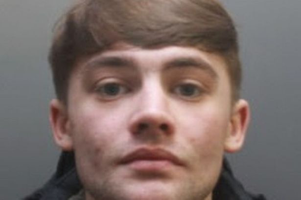 A murit după ce a consumat droguri cumpărate de la un traficant cunoscut pe internet