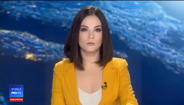 A scăpat nevătămat după ce căzut cu mașina într-o groapă imensă, pe DN7