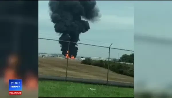Un bombardier american B-17 s-a prăbușit pe un aeroport. Bilanțul victimelor