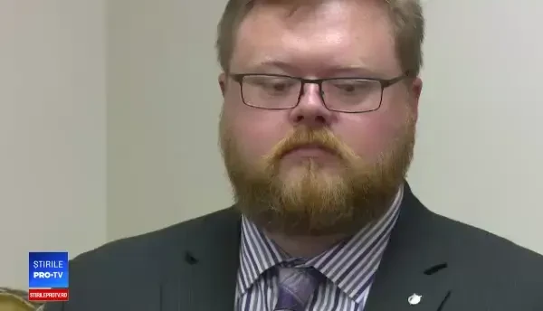 Un soț înșelat urmează să primească compensații de 750.000 de dolari de la amantul soției