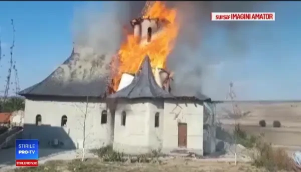 Mănăstirea Adamclisi, mistuită de flăcări, nu avea aviz de securitate