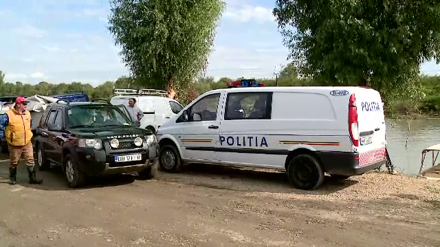 O barcă cu turiști s-a răsturnat în Delta Dunării. Patru pasageri au murit, printre care și un copil de trei ani