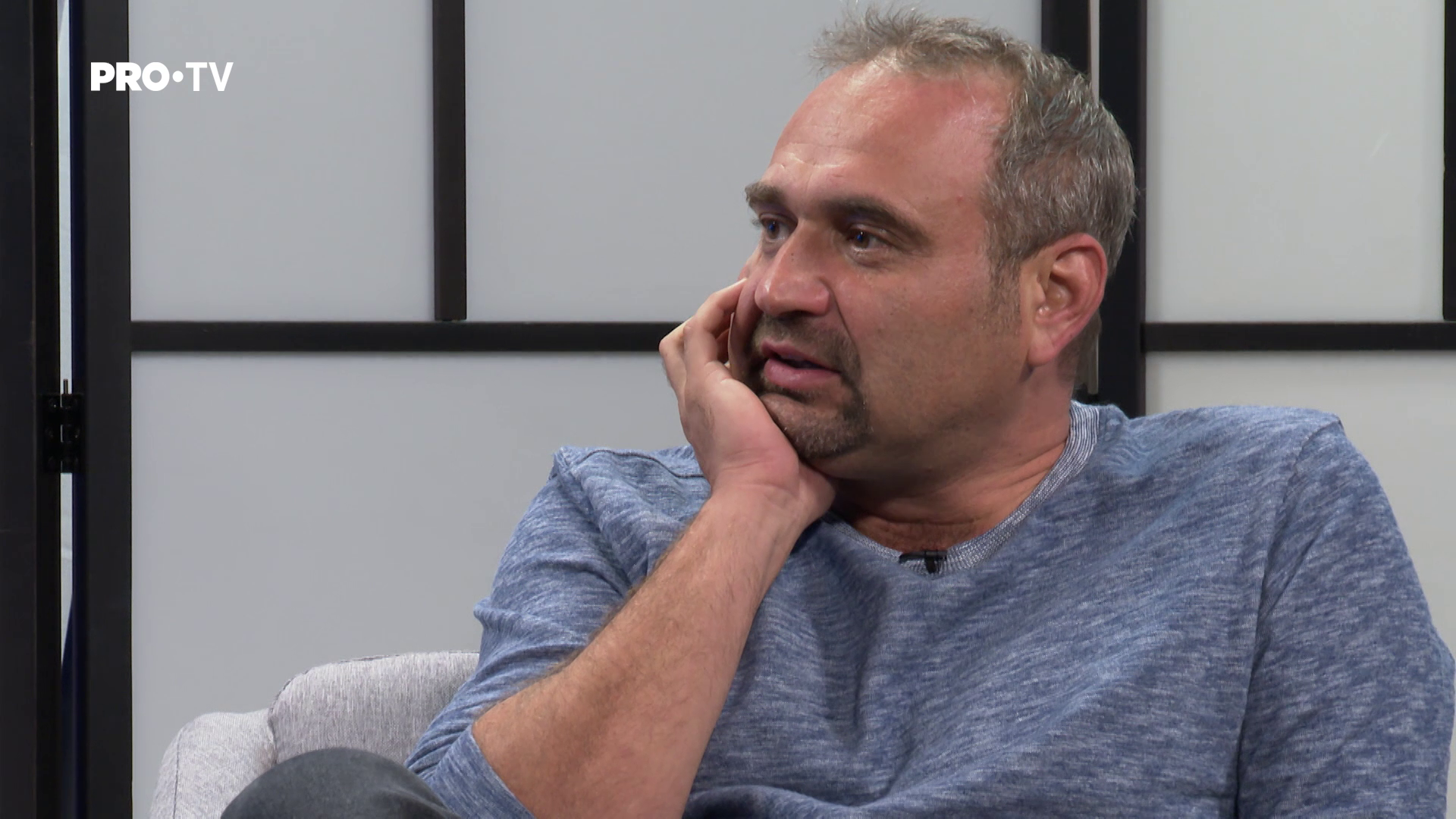 Interviu cu ”Celentano”: ”Aș vrea să joc și roluri dramatice, asasin de bebeluși!”