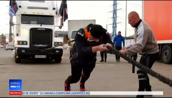 Momentul în care un șofer reușește să mute singur un TIR. ”E important să gândești tactica”