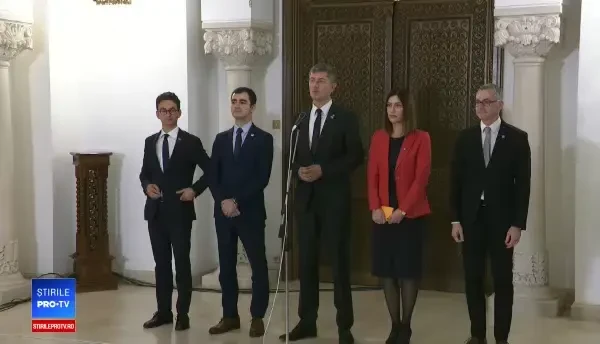 USR, după consultările de la Cotroceni: În cadrul discuţiilor cu preşedintele, am înaintat Pactul pentru anticipate