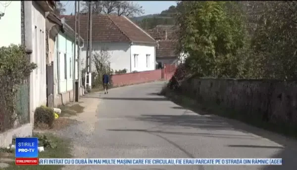 Satul din Arad unde bătrânii îşi mai amintesc de regina Elena. Ce decizie a luat primarul