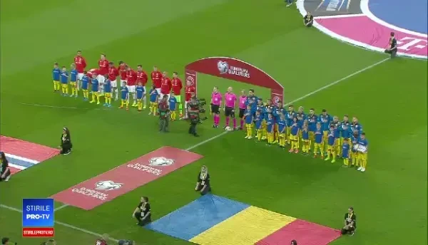 Moment emoționant pe Arena Națională. Aproape 30.000 de copii au cântat imnul