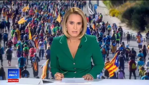 Ciocniri violente la Barcelona. Protestatarii au aruncat cu pietre și torțe