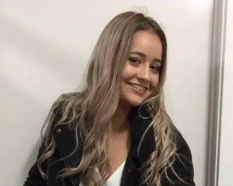 Explicaţia unei tinere prinsă aruncând o pisică peste gardul vecinilor. "Este neplăcut"