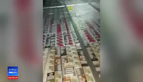 Descoperirea polițiștilor în plafonul fals al unei autoutilitare, în Vama Borș