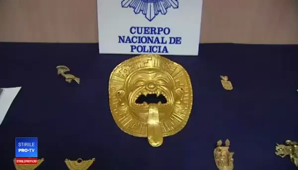 Mască din aur descoperită de polițiștii spanioli. Urma să ajungă pe piața neagră