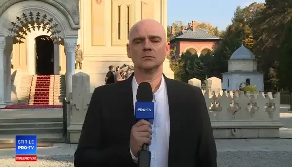 Corespondenţă specială Cătălin Radu Tănase de la Curtea de Argeș, de la funeraliile Reginei-mamă Elena