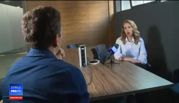 Mesajele pe care i le-a trimis Răzvan Cuc fostei șefe Tarom în ziua moțiunii: „Aștept numele”