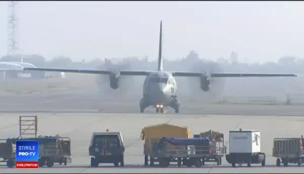 Funeraliile Reginei-mamă Elena. Sicriul cu osemintele, depus în Catedrala de la Curtea de Argeş