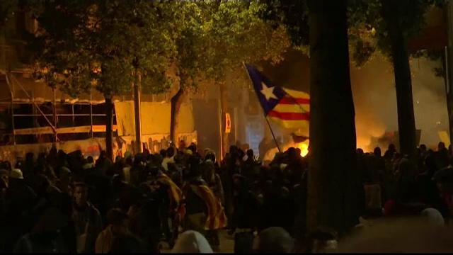 Implicarea României în protestele violente din Barcelona. Ce se află în spatele revoltei