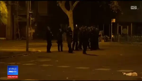 Implicarea României în protestele violente din Barcelona. Ce se află în spatele revoltei