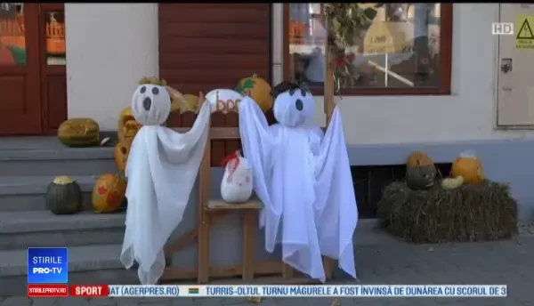 Peste 1800 de sculpturi inedite la Festivalul Dovlecilor. Care au fost principalele atracții