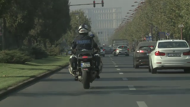 Polițist de la rutieră pe motocicletă, accidentat în Bascov. Greșeala fundamentală făcută de șoferul implicat