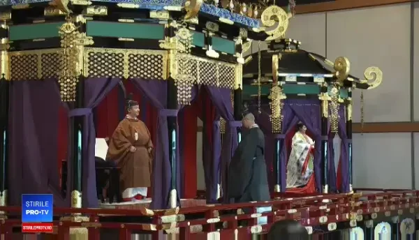 Iohannis şi soţia sa, la ceremonia de întronare a împăratului Japoniei