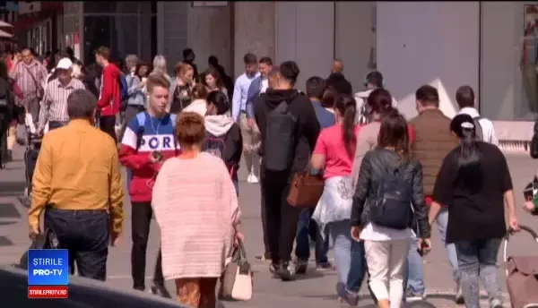 Guvernul demis promite 100 de lei în plus la salariu. Cum va fi afectată economia