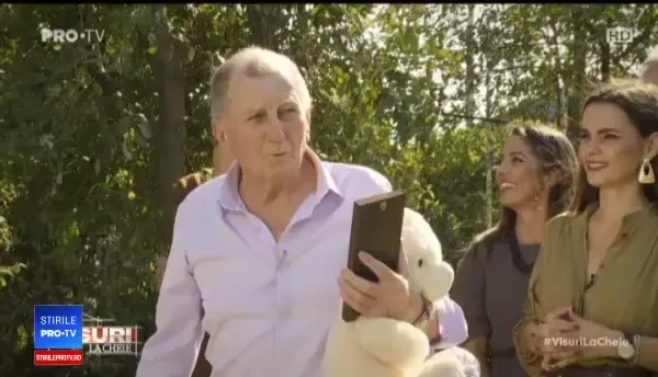 Abandonată de mamă și crescută de bunicul de 80 de ani. Poveste tulburătoare la „Visuri la Cheie”
