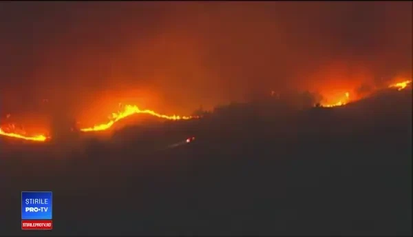 Incendii de vegetație în California. Mii de persoane au fost evacuate. VIDEO