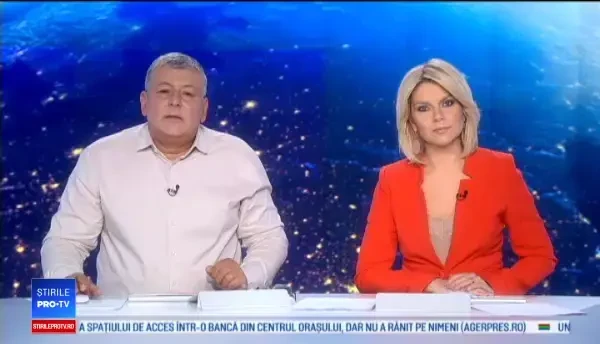 Casă distrusă de flăcări în București. De la ce a izbucnit incendiul