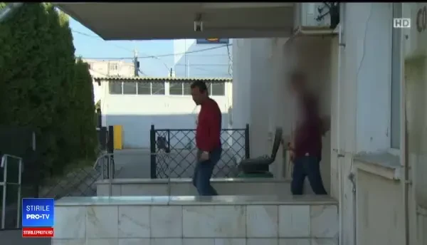 A reclamat la 112 că a fost răpit dar poliția l-a găsit acasă. Explicația lui: "Mi-a venit o idee"