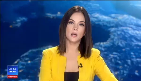 Un tren a deraiat lângă Avrig, după ce a lovit un camion. Ce a pățit șoferul neatent